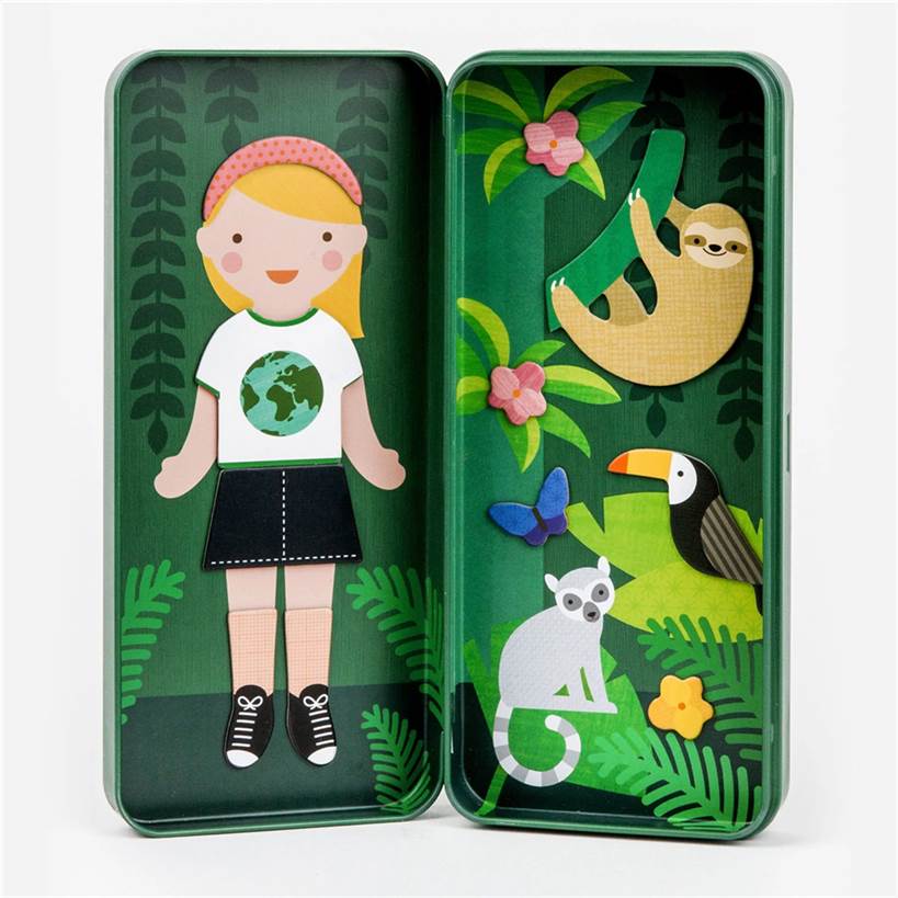 Nature Studies Magnetic Dress Up Kit